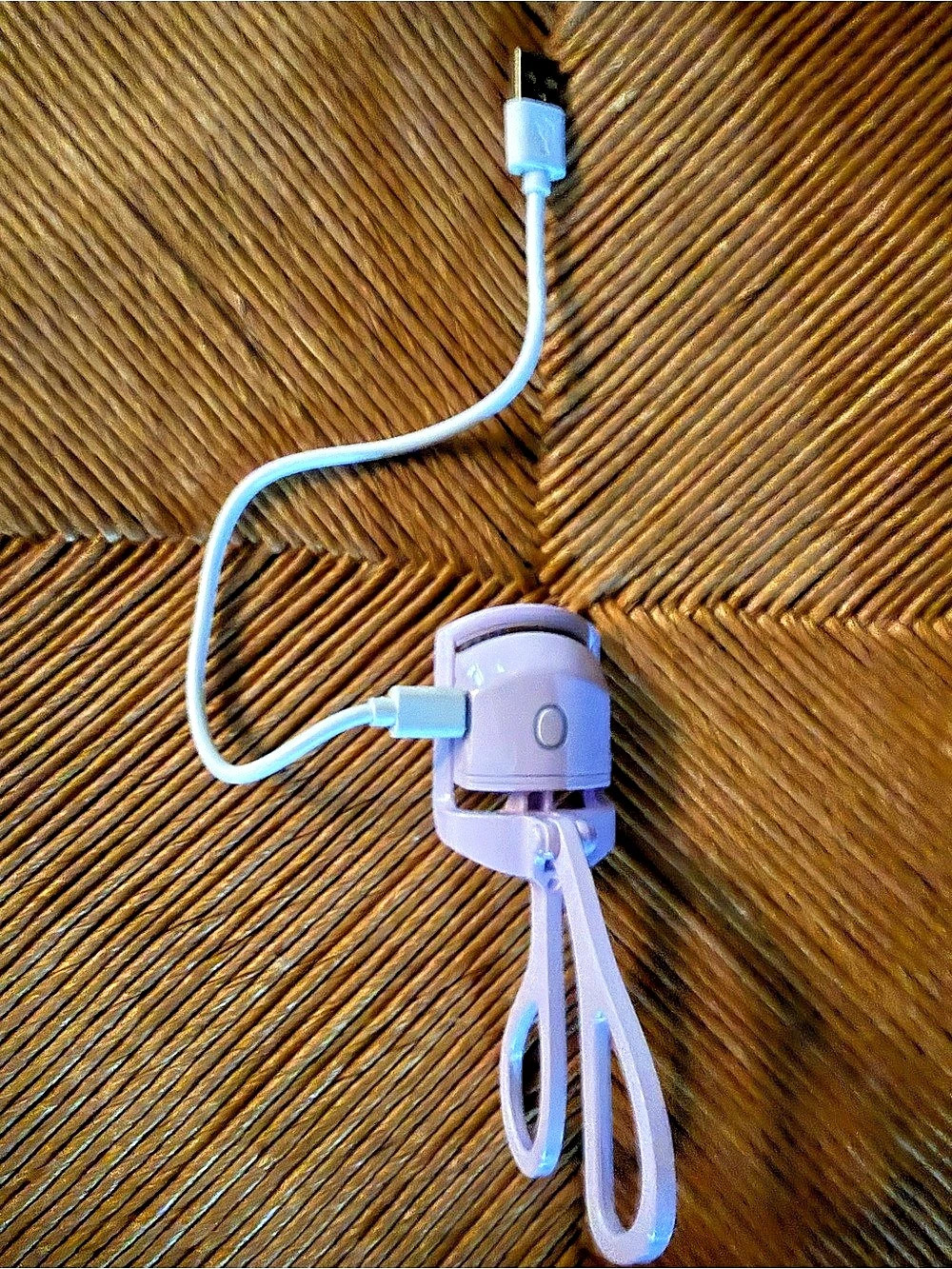 Purple Eye Lash Curler With Attached Cable